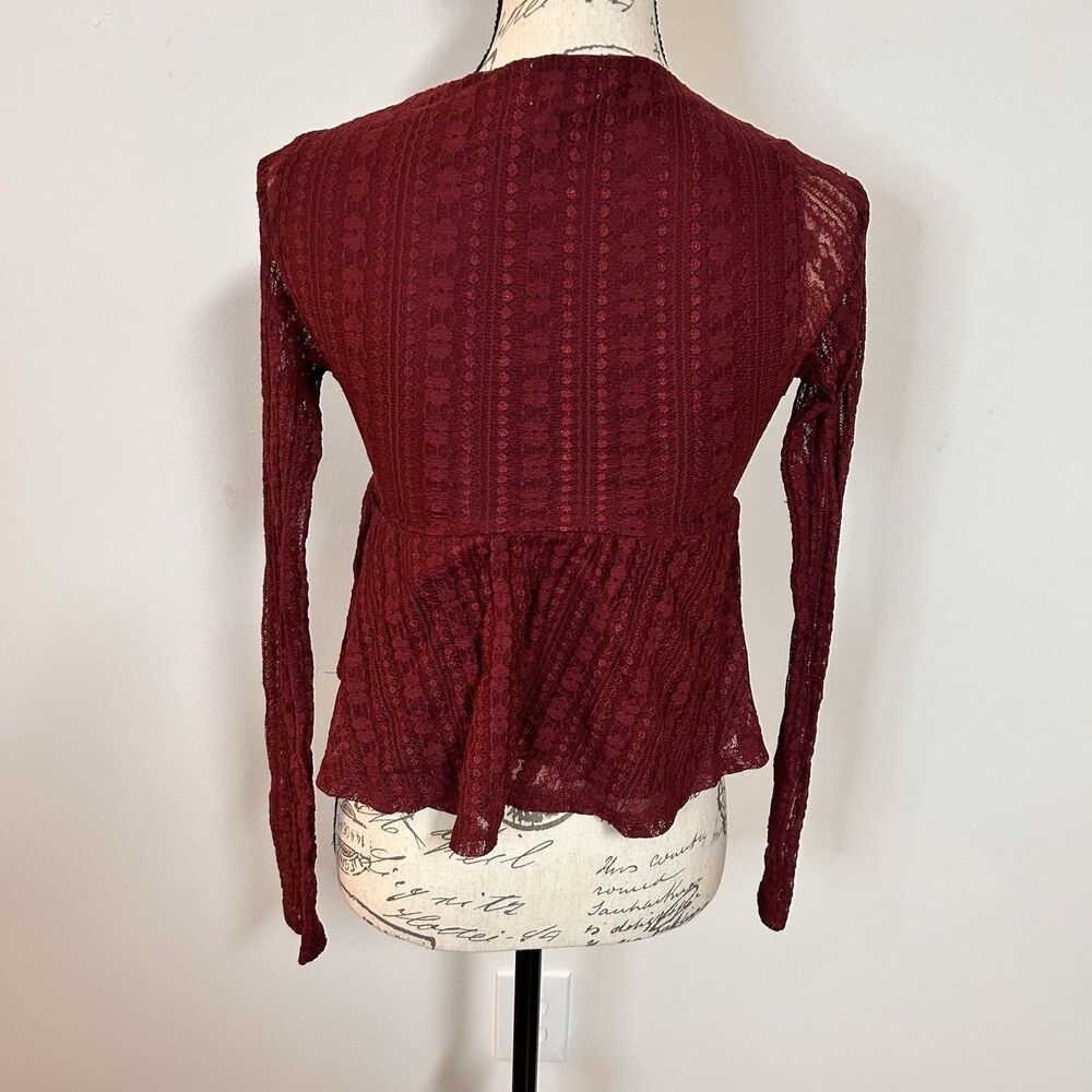Ruby & Jewell Lace Peplum Top XS Burgundy Sheer Boho Long Sleeve V Neck - Picture 4 of 8